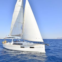 Beneteau Oceanis 35 | Hobbit