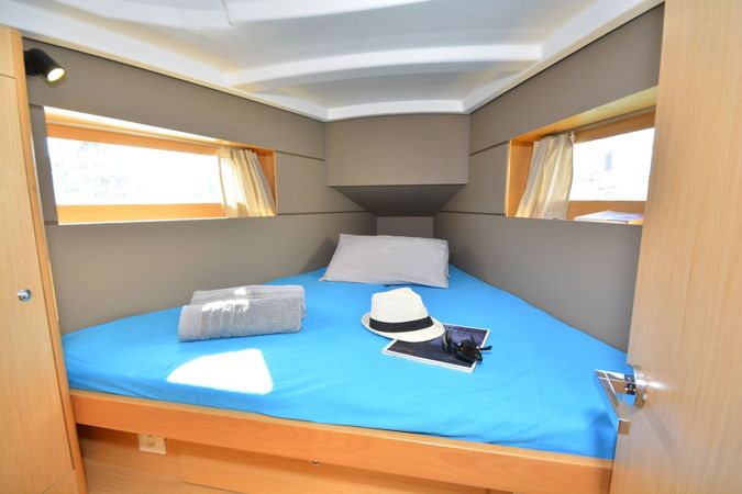 Beneteau Oceanis 35 | Hobbit