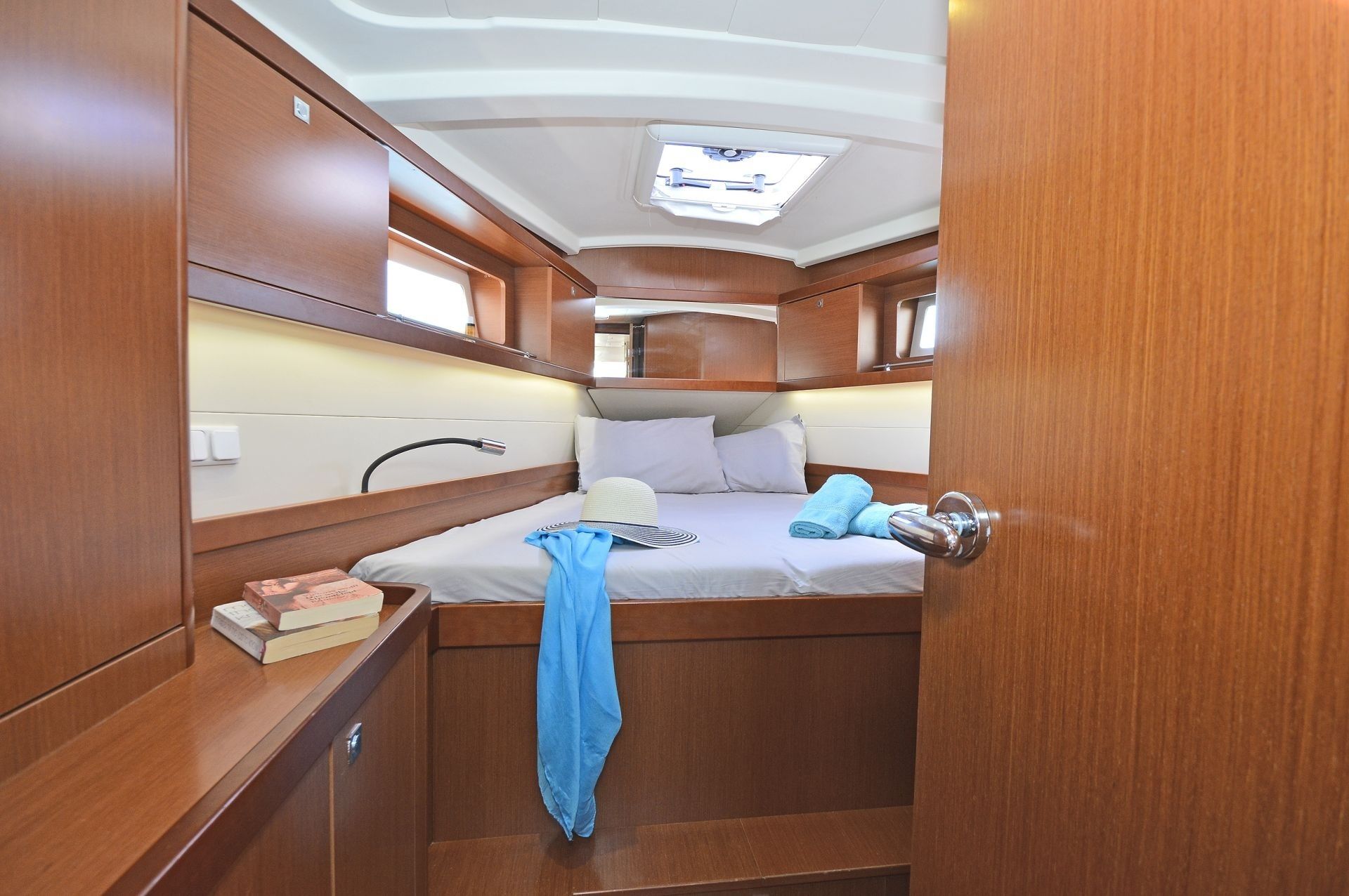 Beneteau Oceanis 41 | Fairytale