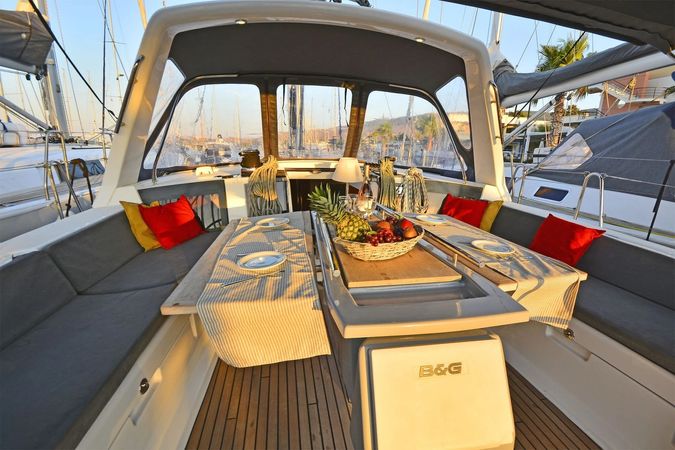 Beneteau Oceanis 45 | Butterfly