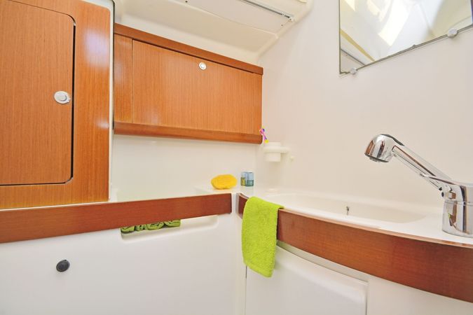 Beneteau Oceanis 43 | Elena