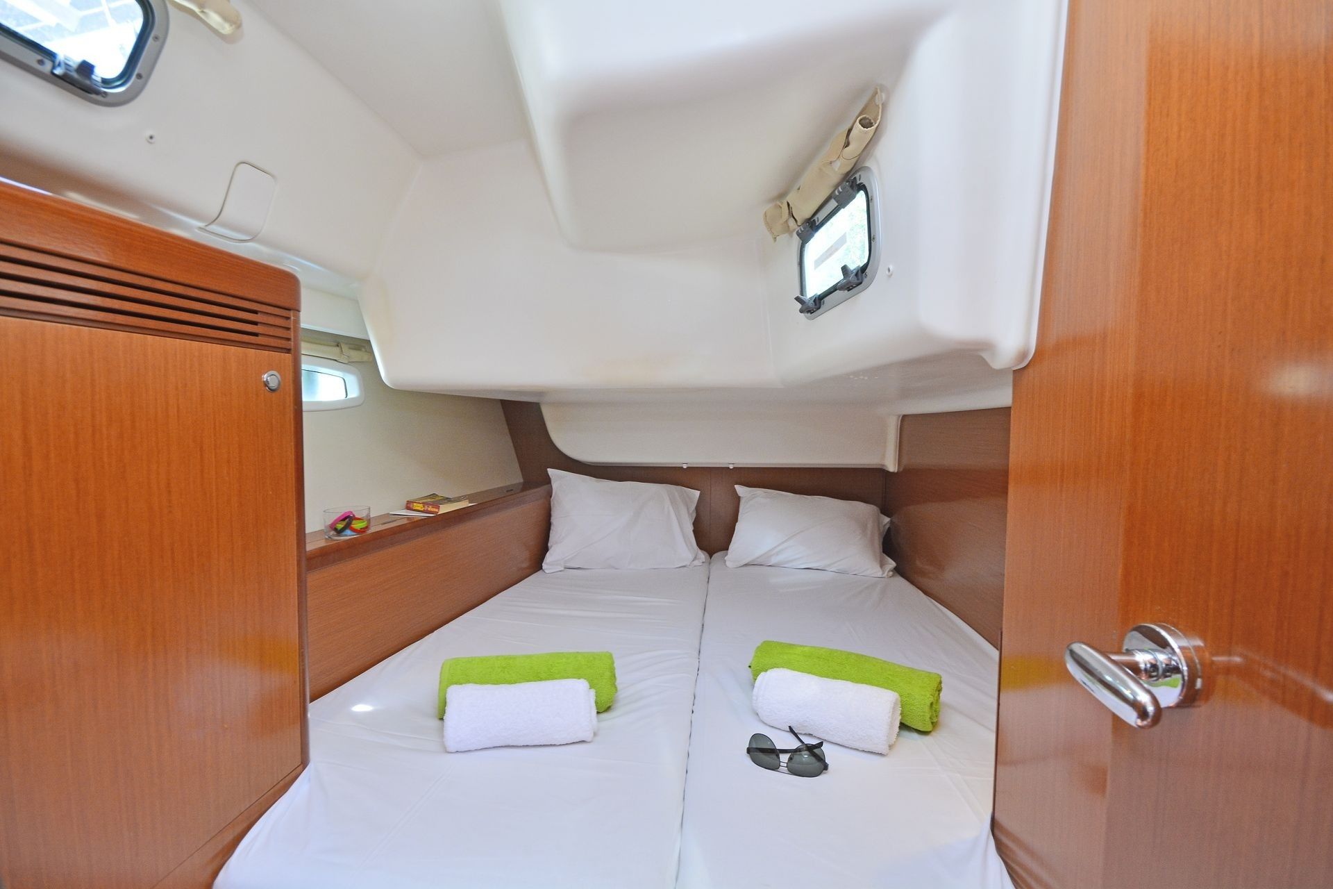 Beneteau Oceanis 43 | Elena