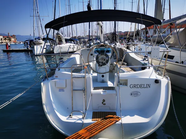 Beneteau Oceanis Clipper 331 | Grdelin