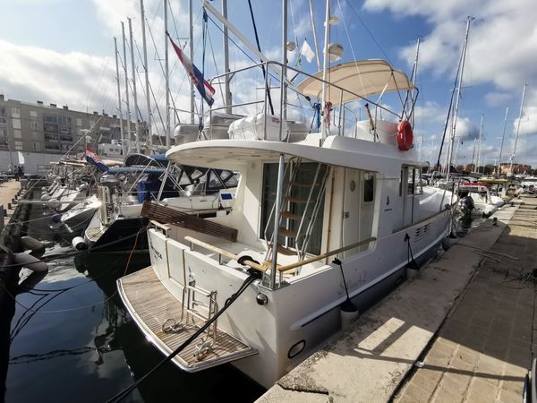 Beneteau Swift Trawler 42 | Skitnica