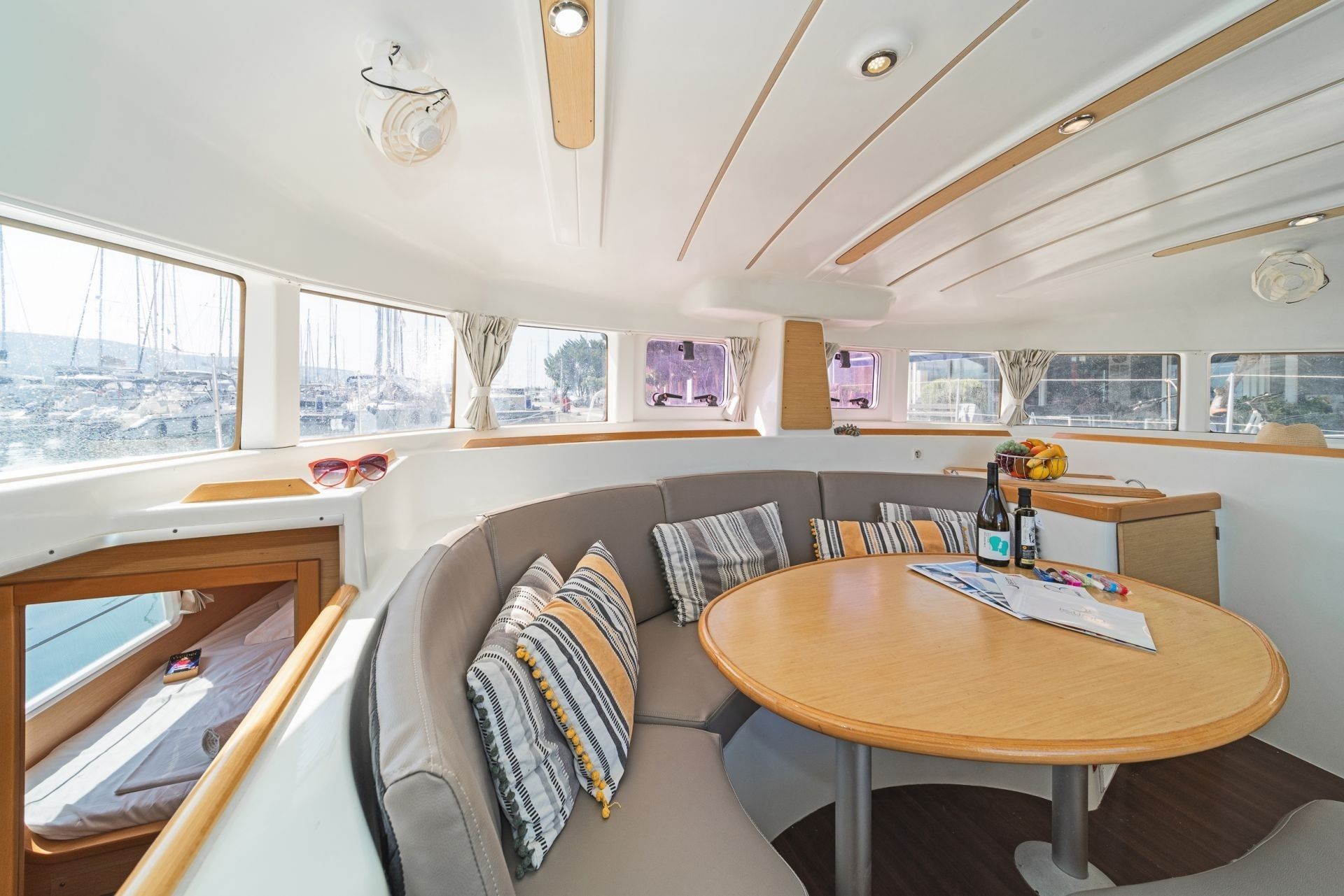 Lagoon 380 | Golf Charlie