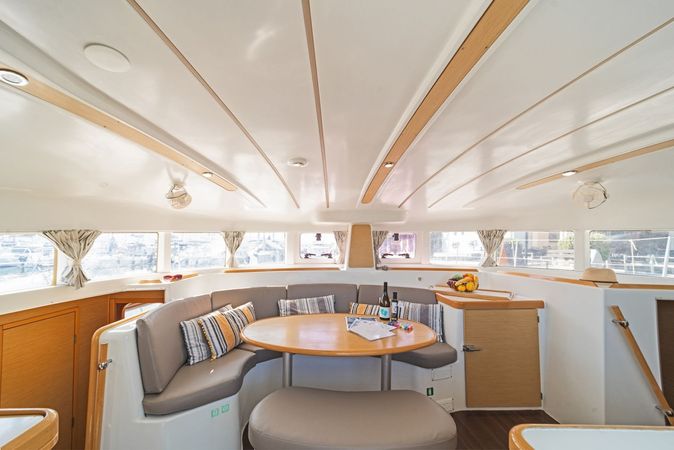 Lagoon 380 | Golf Charlie