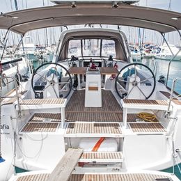 Beneteau Oceanis 38 | Zografia