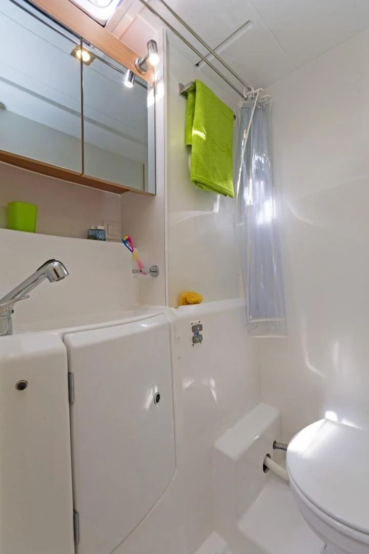 Lagoon 400 S2 | Turquoise