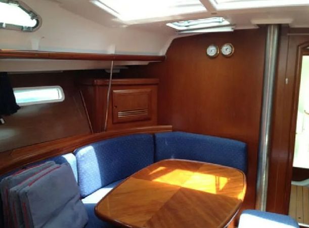 Beneteau Oceanis Clipper 393 | Hinitsa