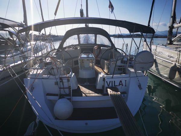 Jeanneau Sun Odyssey 49 | Vila 1