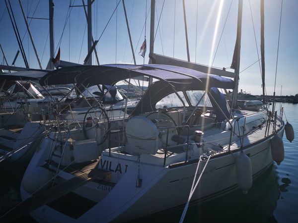 Jeanneau Sun Odyssey 49 | Vila 1