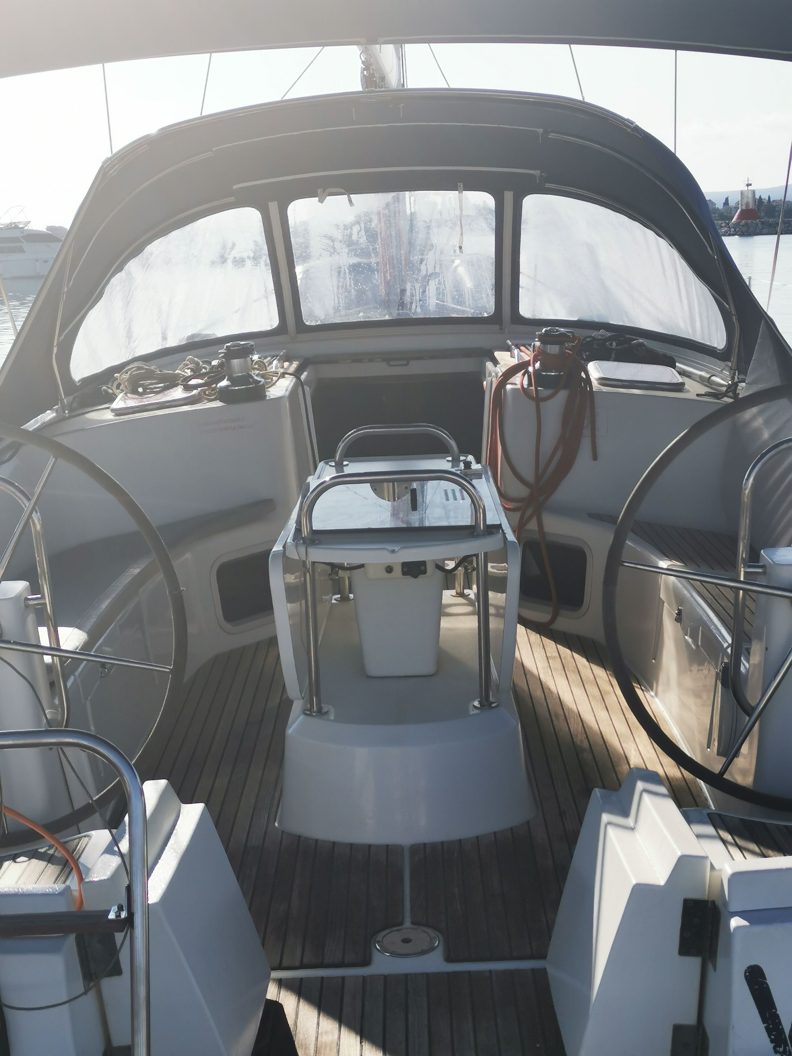 Jeanneau Sun Odyssey 49 | Vila 1
