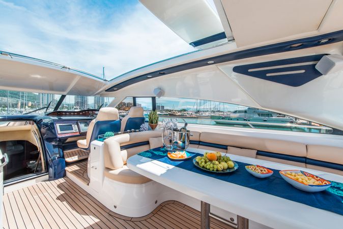 Princess 65 | Martiniky 2