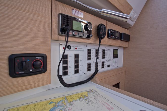 Elan 45 Impression | Six Friends