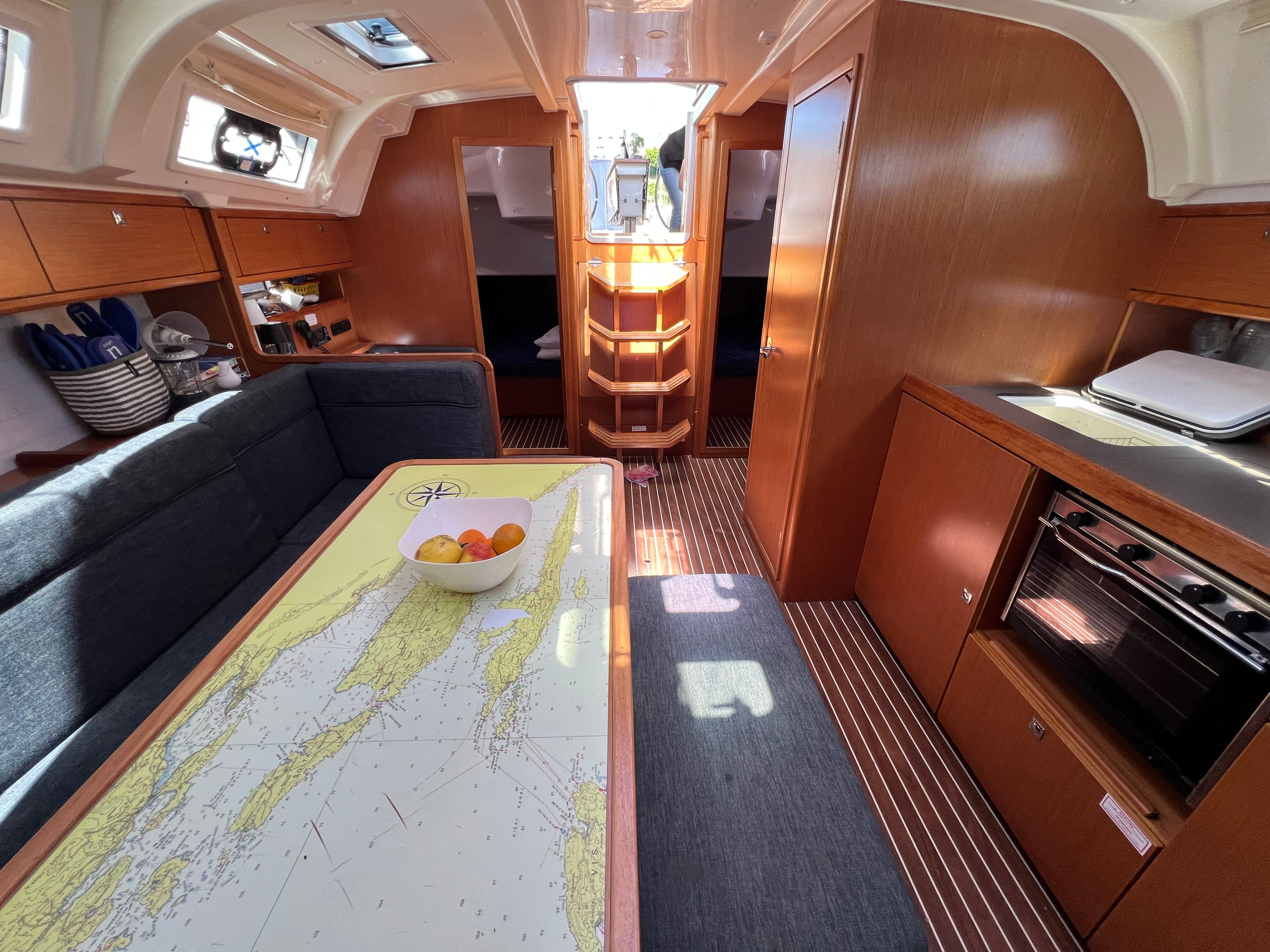 Bavaria Cruiser 41 | Lory