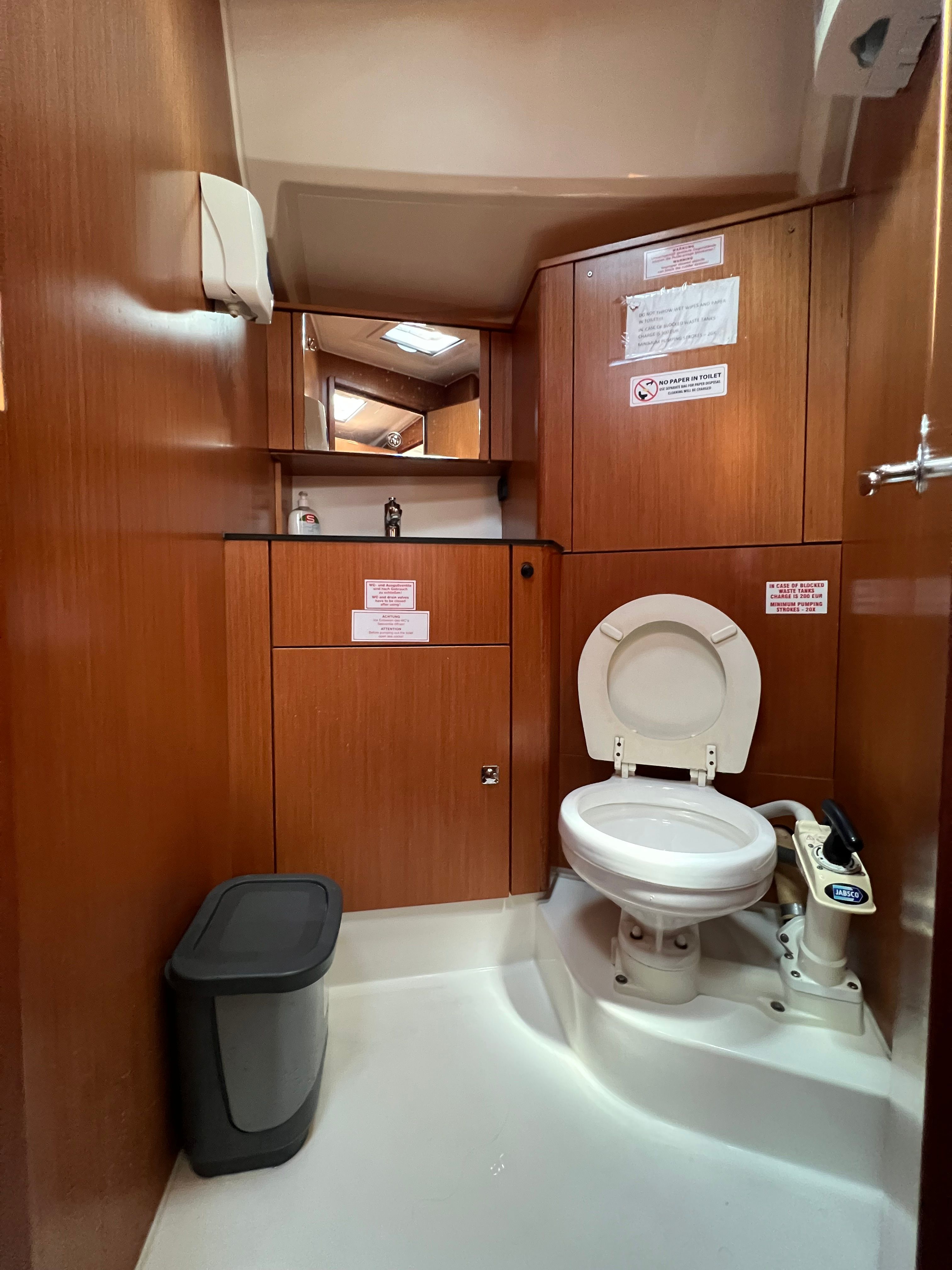 Bavaria Cruiser 41 | Lory