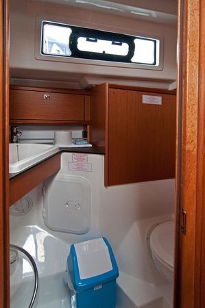 Bavaria Cruiser 34 | Adria Masa