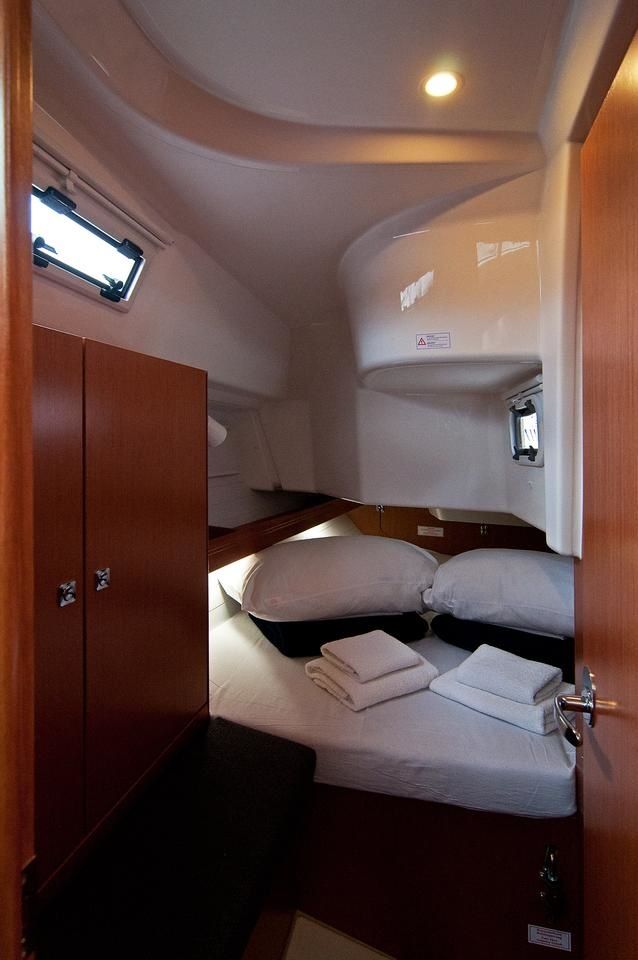 Bavaria Cruiser 34 | Adria Masa