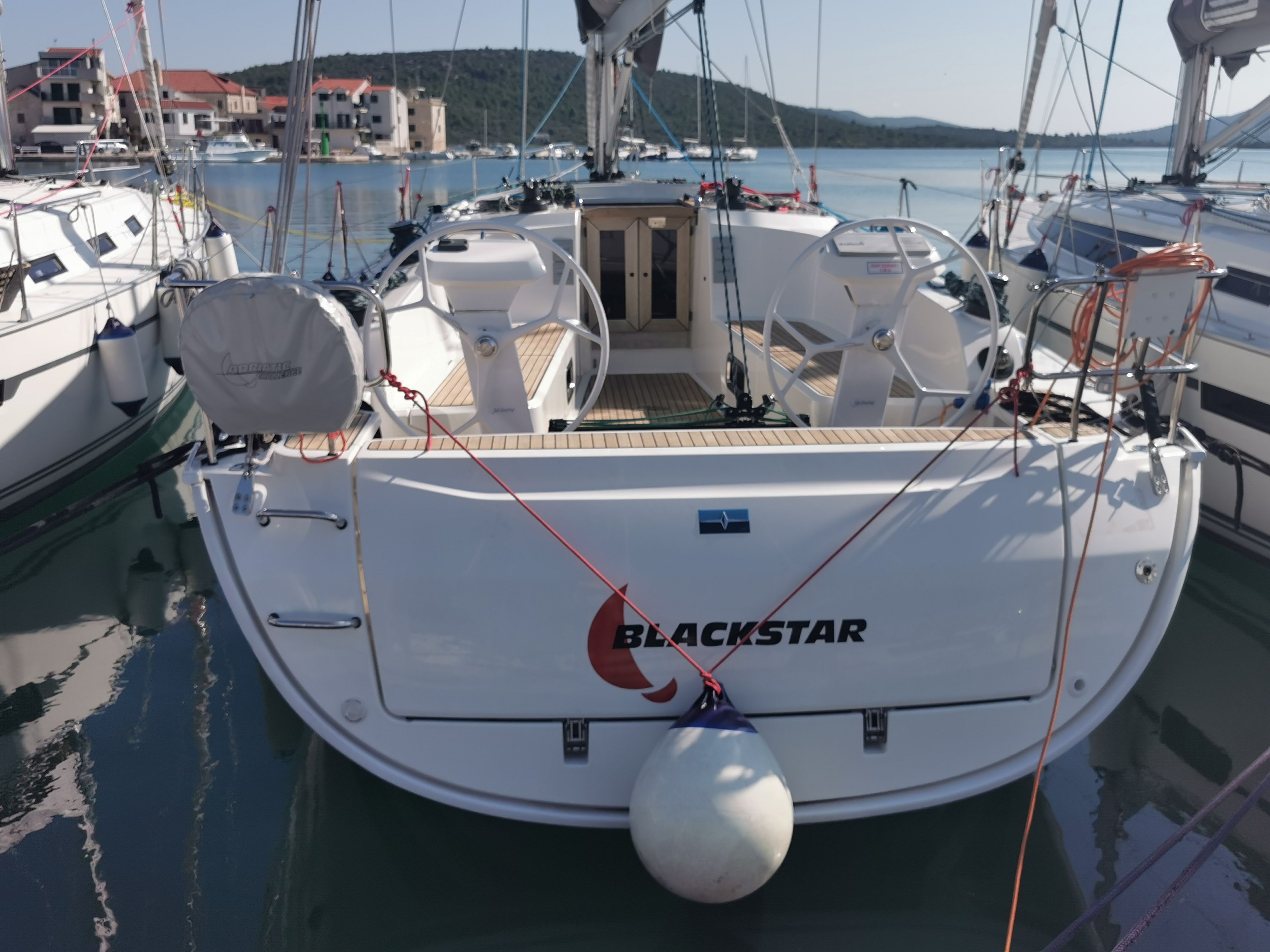 Bavaria Cruiser 41S | Blackstar