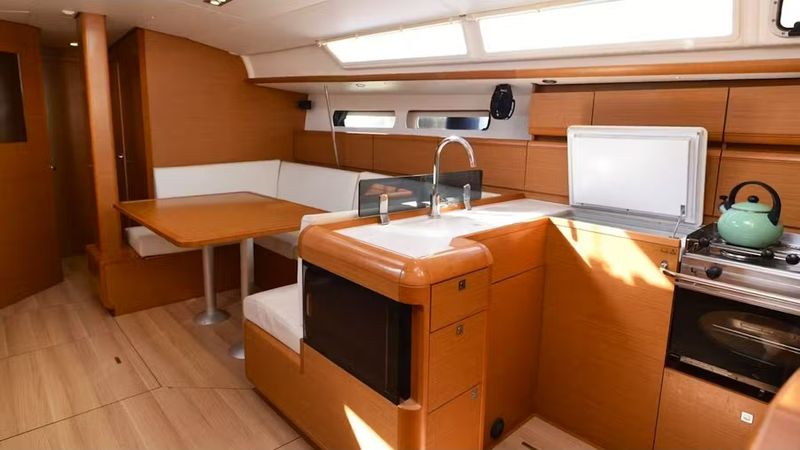 Jeanneau Sun Odyssey 439 | Pasithea