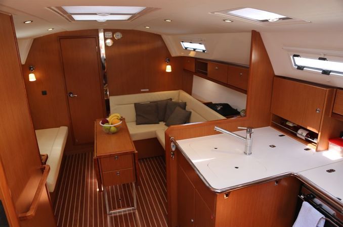 Bavaria Cruiser 36 | Doris