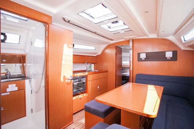 Bavaria Cruiser 41 | Dolce Vita