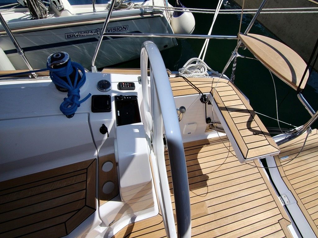 Elan 40 | Lyra