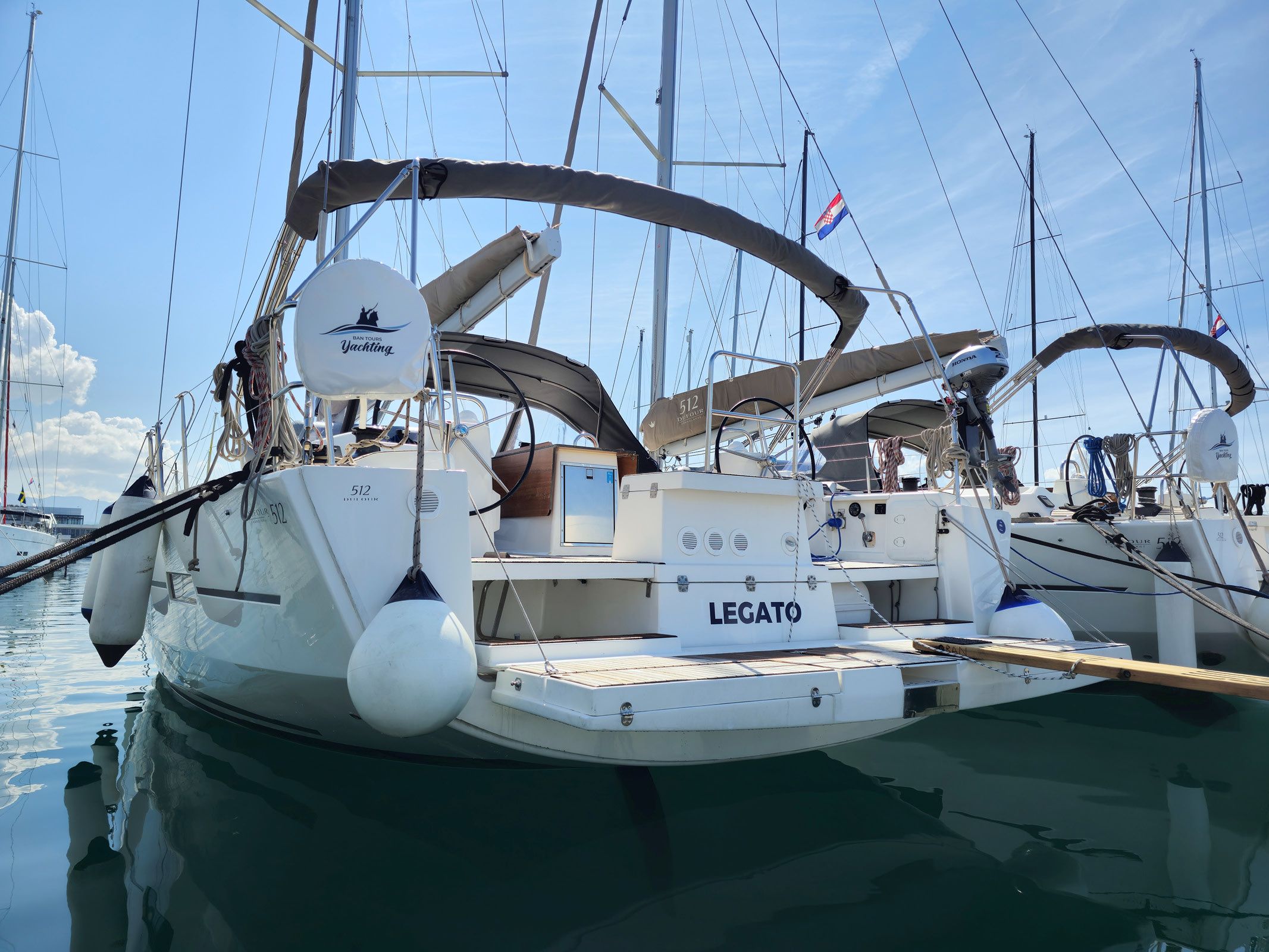Dufour 512 | Legato