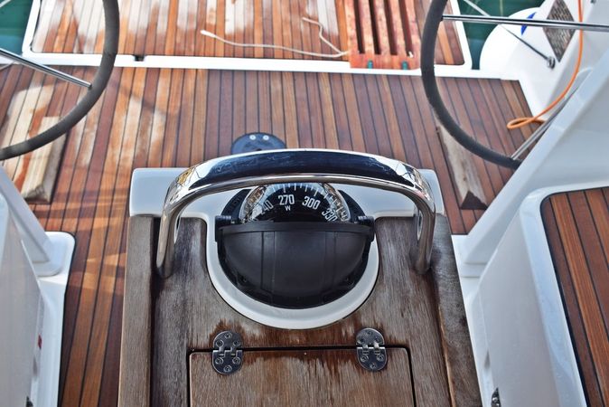 Bavaria Cruiser 37 | Zaklopatica