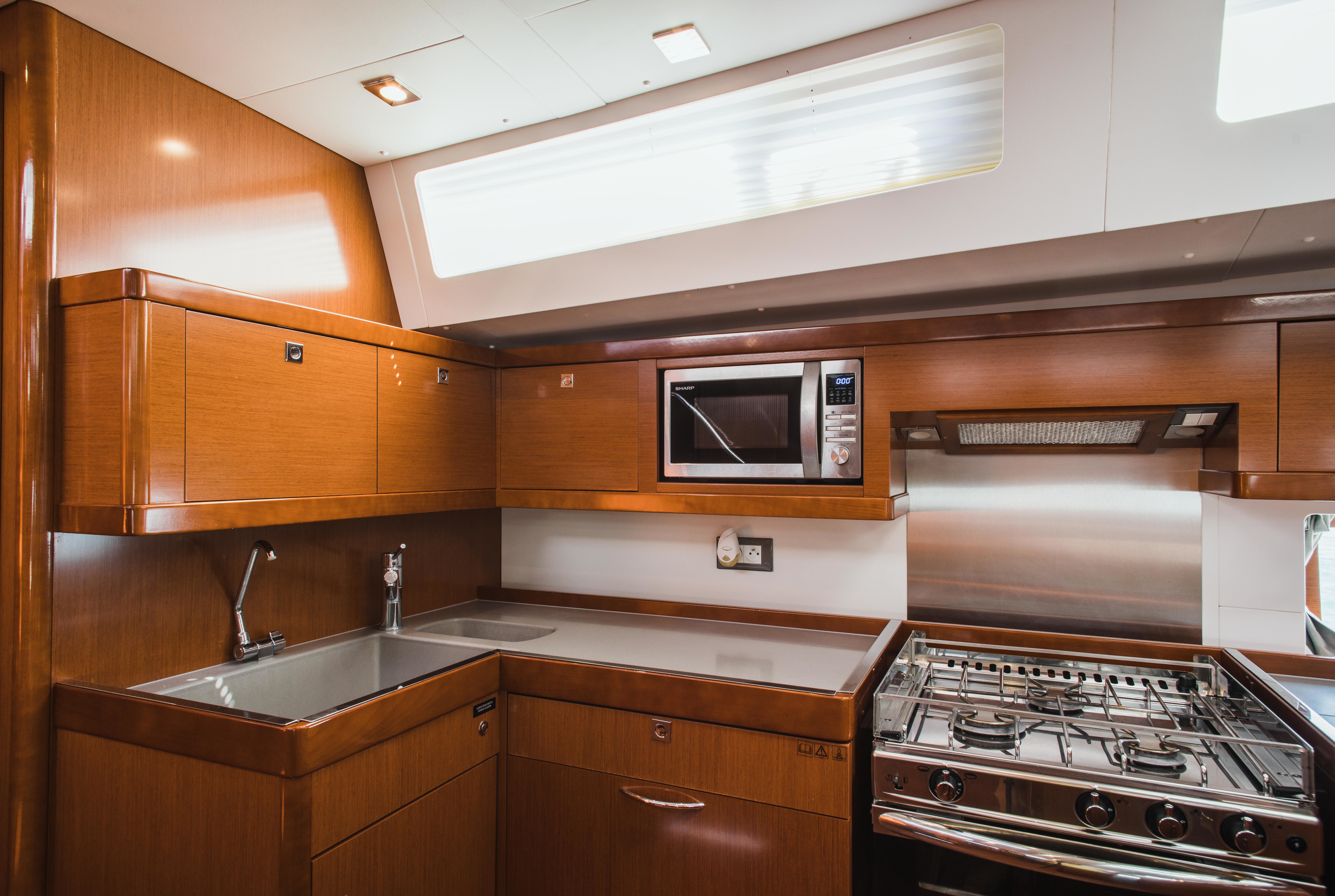 Beneteau Oceanis 55 | Esther