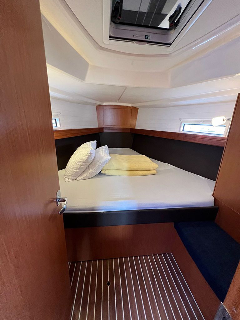 Bavaria Cruiser 37 | Bura