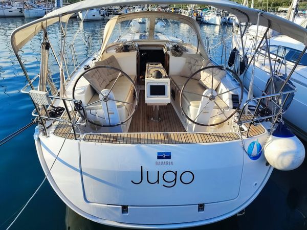 Bavaria Cruiser 37 | Jugo