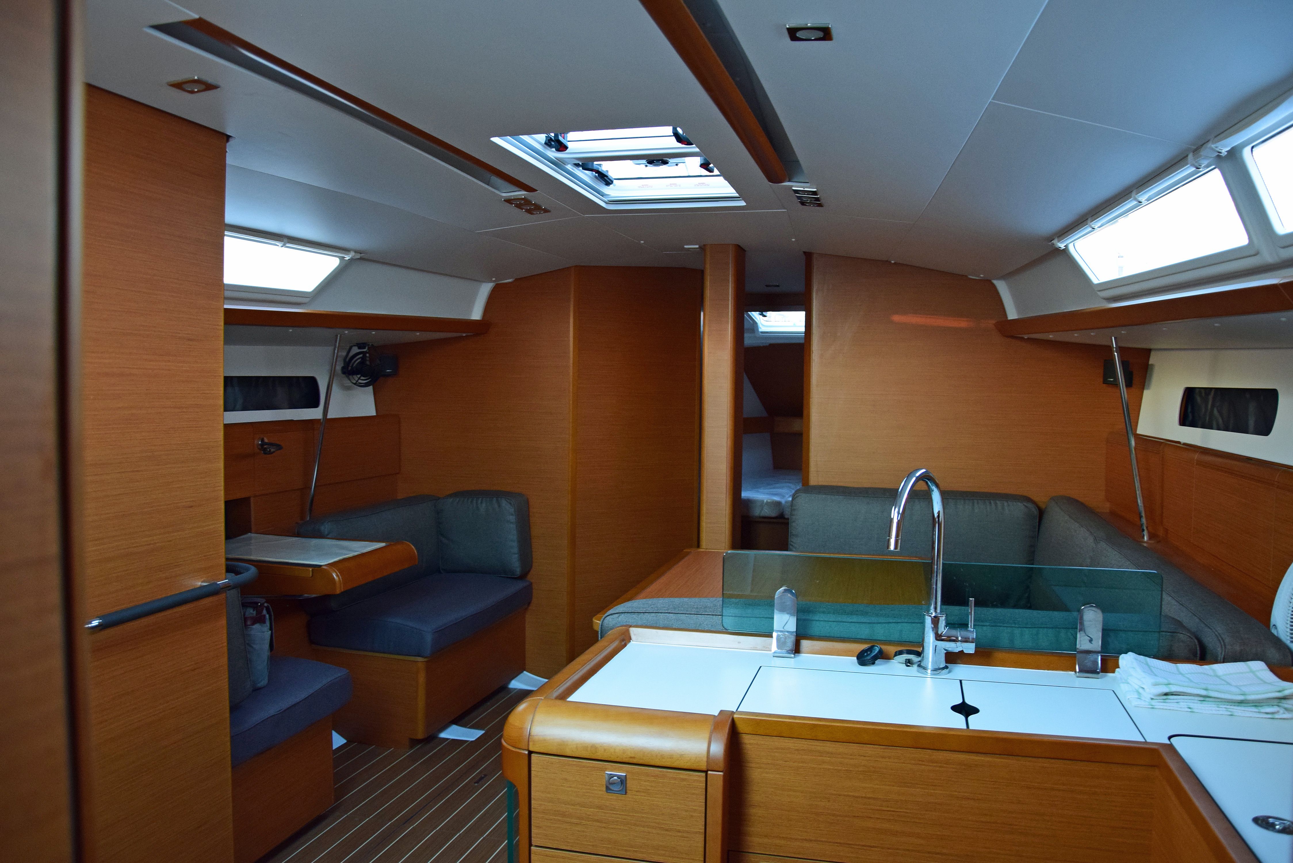 Jeanneau Sun Odyssey 449 | Beaujolais