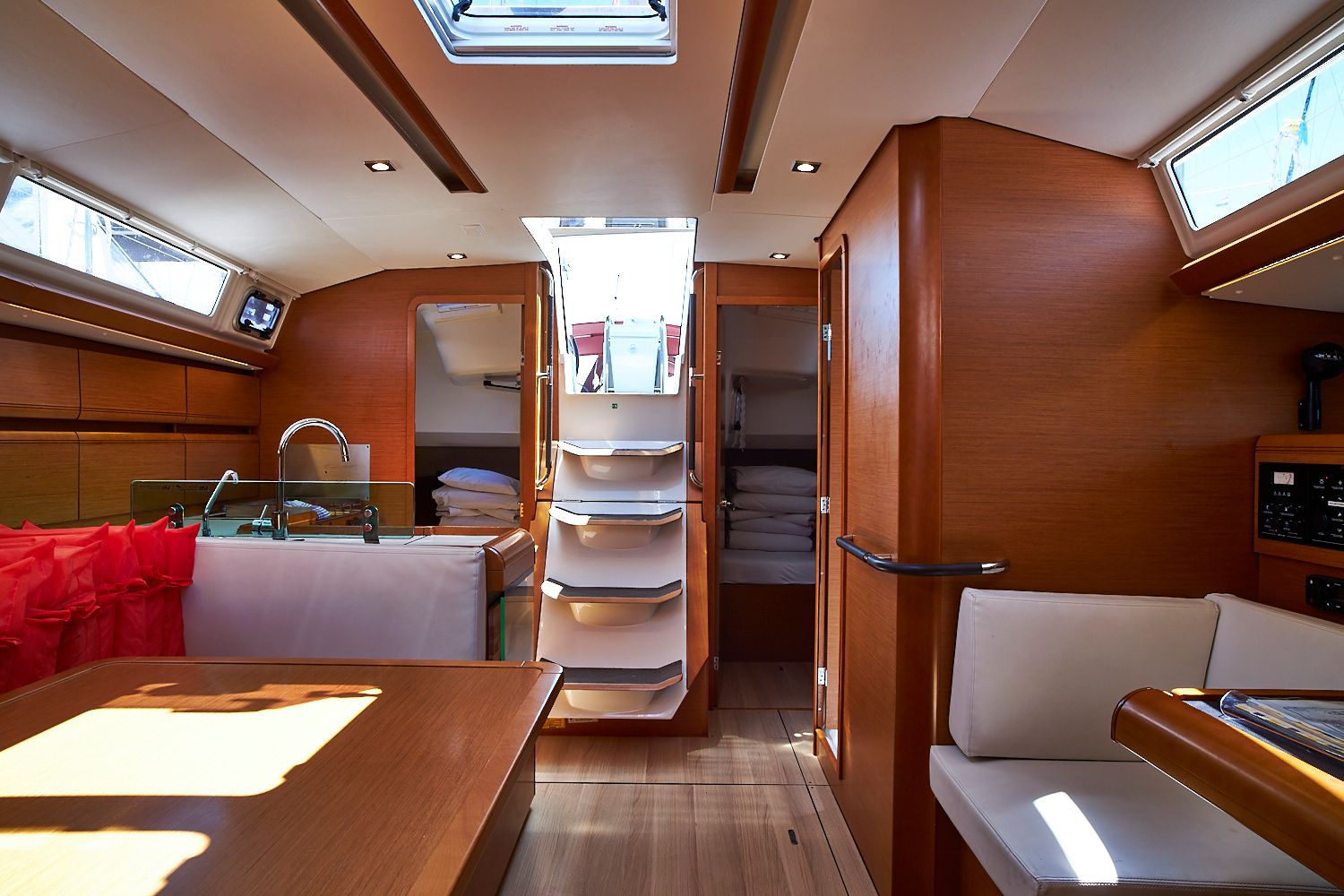 Jeanneau Sun Odyssey 449 | Una Bella Ria