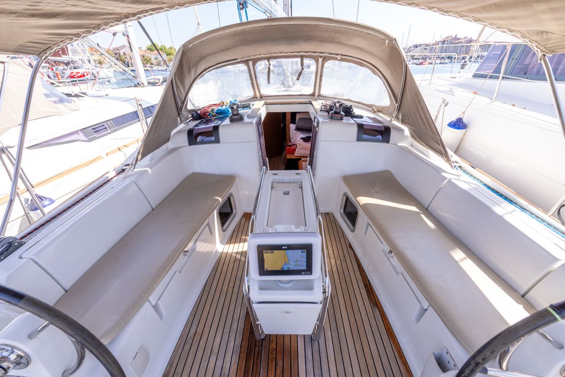 Jeanneau Sun Odyssey 449 | Una Bella Ria