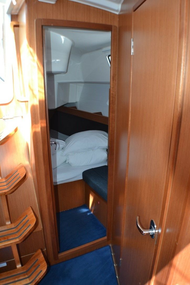 Bavaria Cruiser 37 | Hana