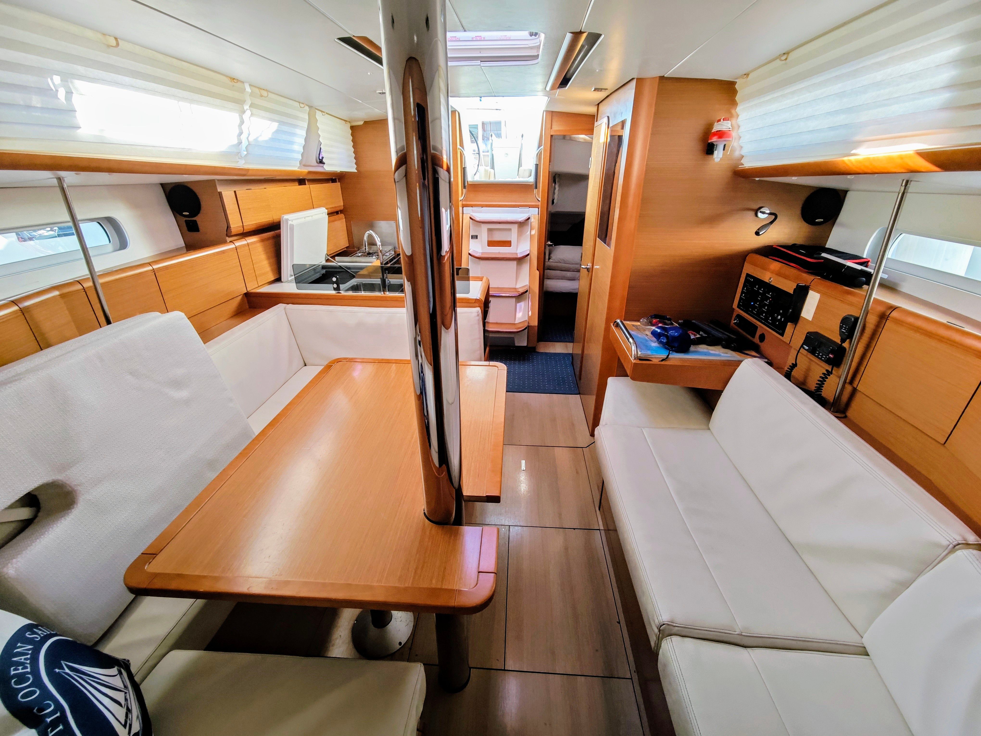 Jeanneau Sun Odyssey 379 | Soprano