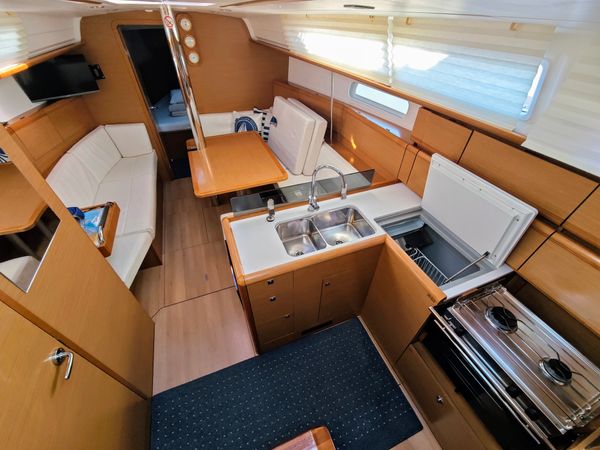Jeanneau Sun Odyssey 379 | Soprano