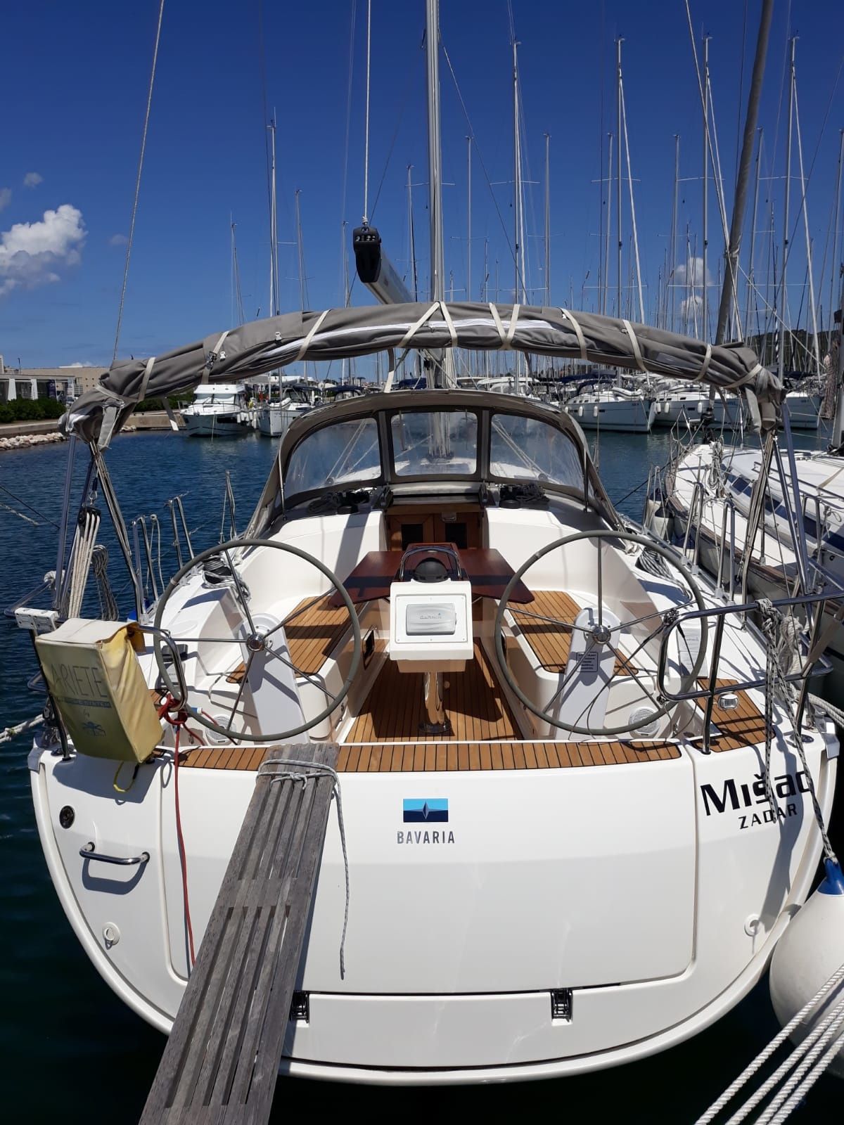 Bavaria Cruiser 37 | Misac