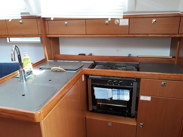 Bavaria Cruiser 37 | Misac