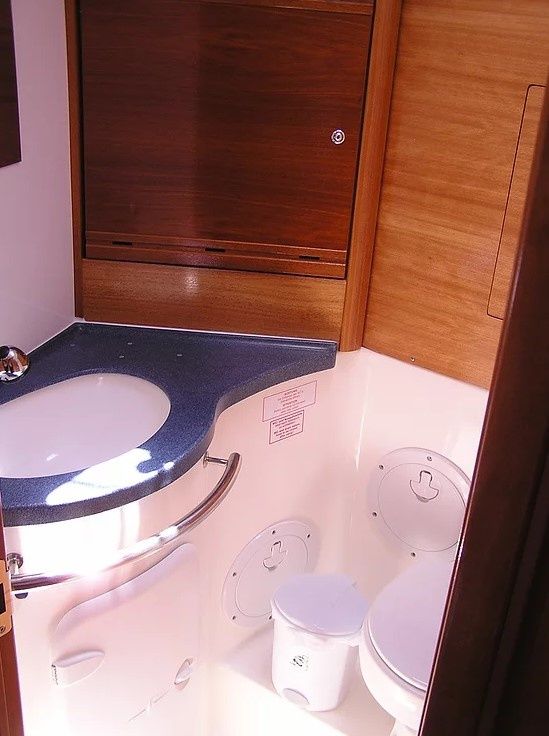 Bavaria Cruiser 40 | Alma Libre12