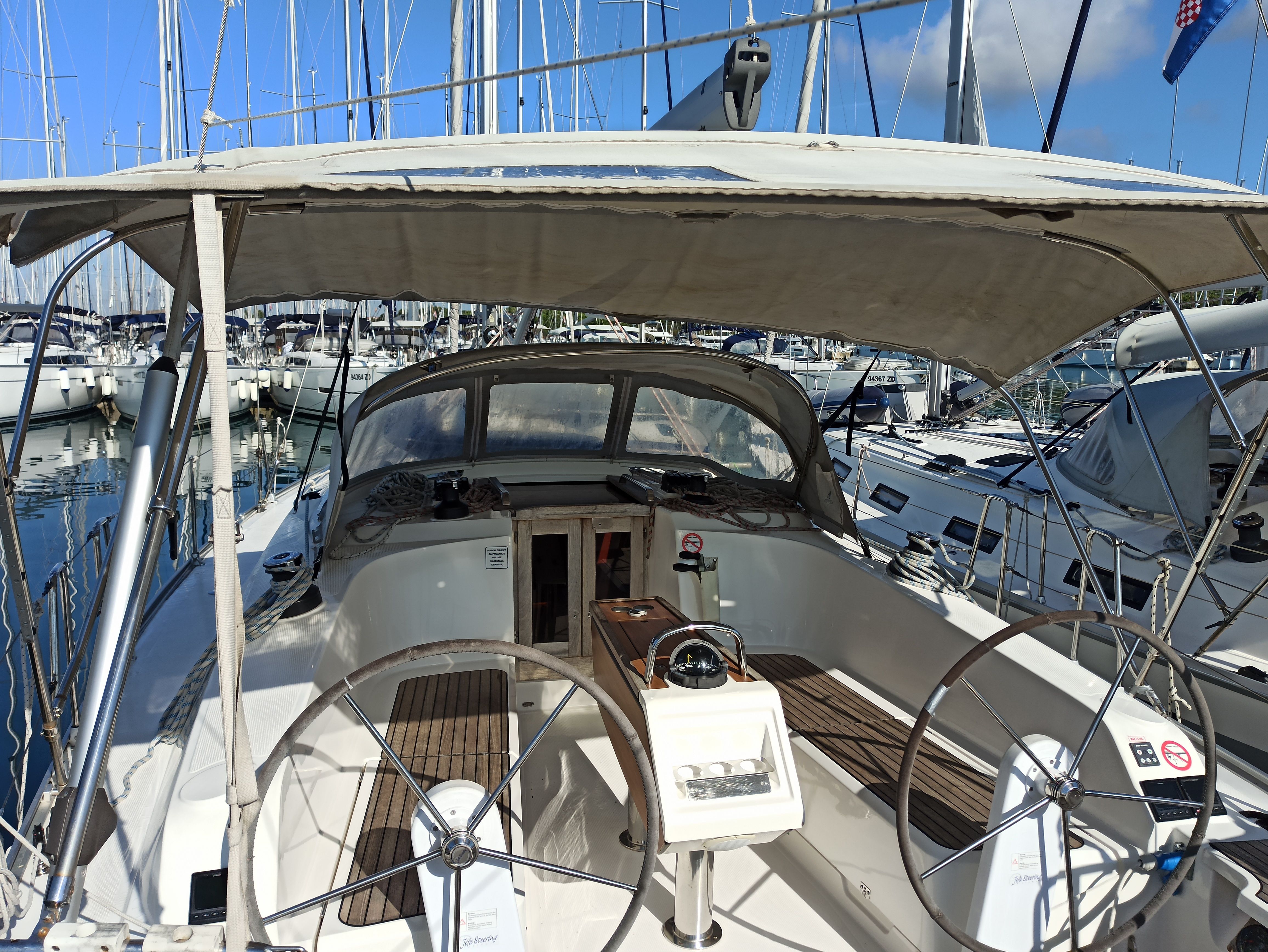 Bavaria Cruiser 41 | Lucky