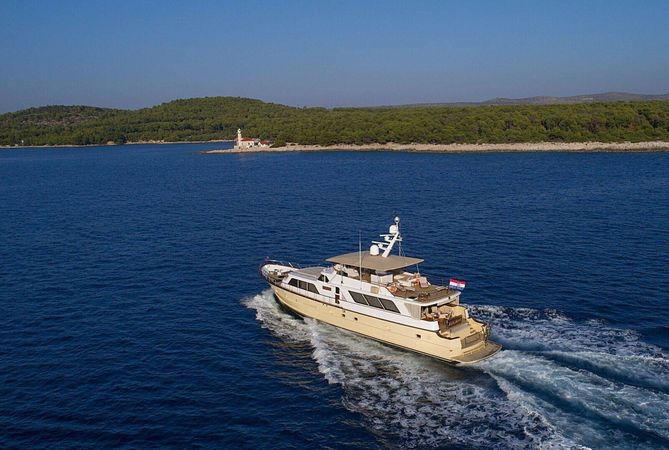 Broward 30 | Auriane