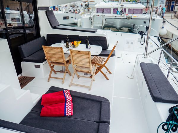 Lagoon 42 | Leggiero