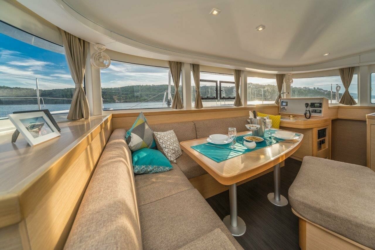 Lagoon 42 | Leggiero