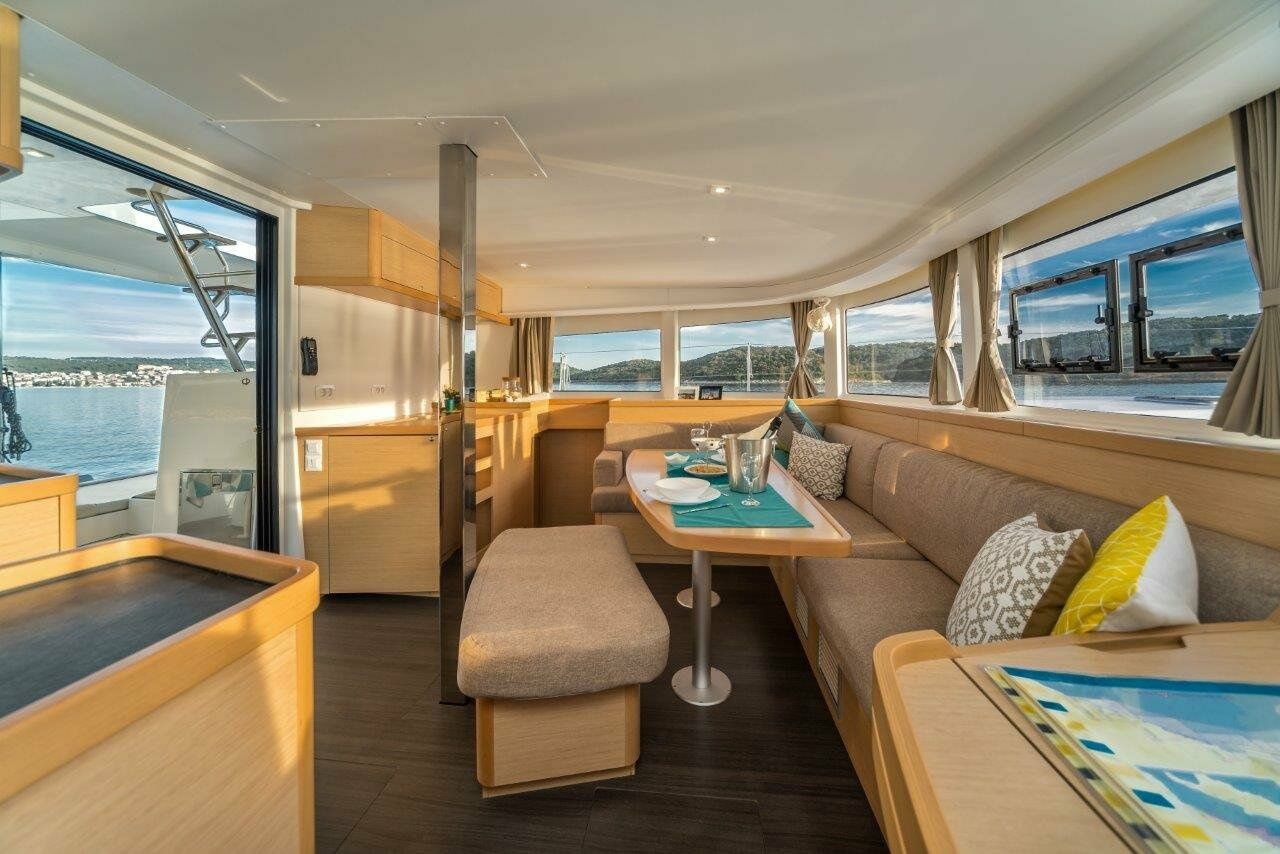 Lagoon 42 | Leggiero