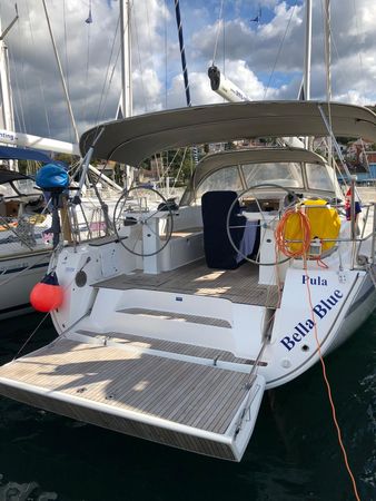 Bavaria Cruiser 45 | Bella Blue