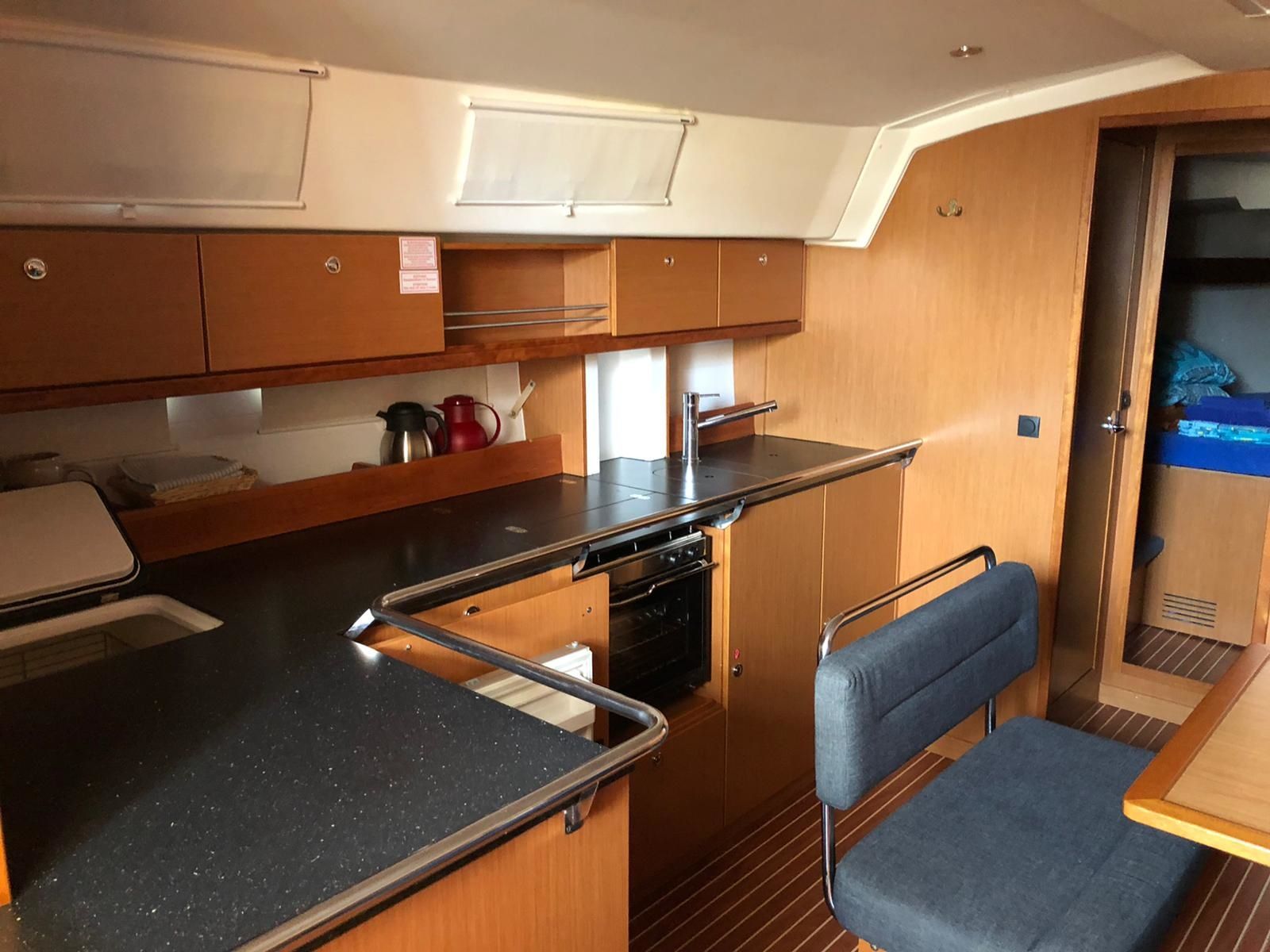 Bavaria Cruiser 45 | Bella Blue