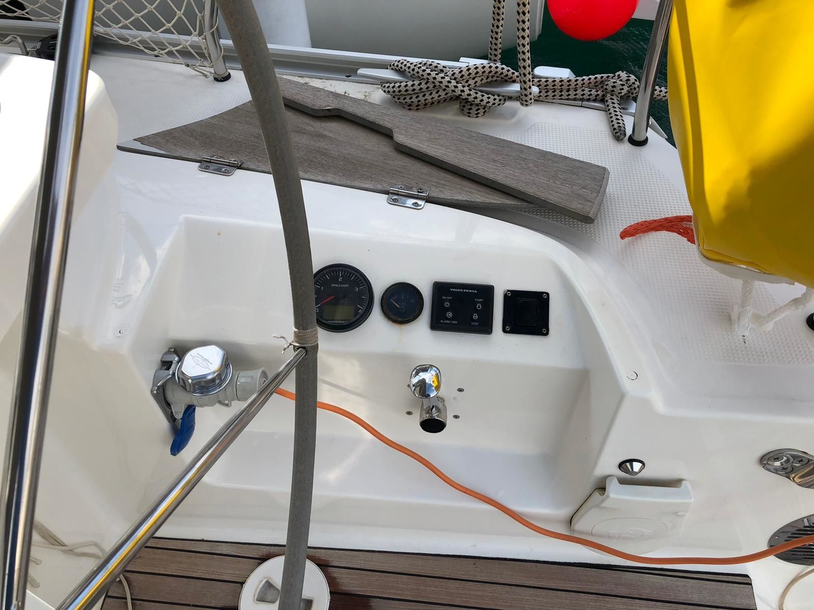 Bavaria Cruiser 45 | Bella Blue