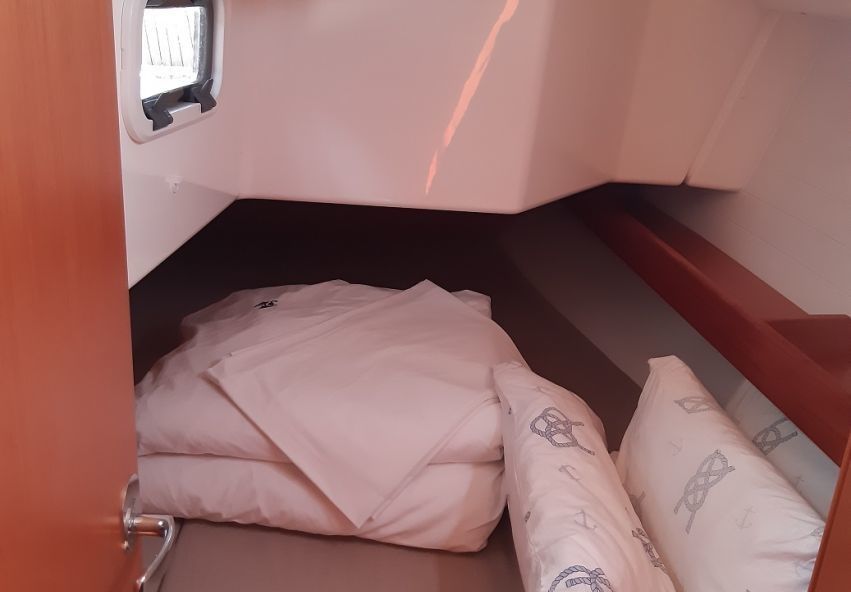 Bavaria Cruiser 34 | Whirl